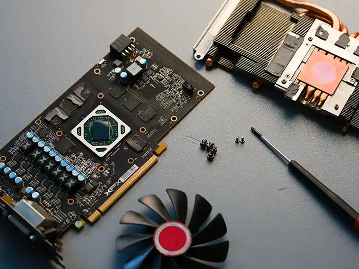 AMD vs. Intel Processors for Gaming by Prime Tech Support to clients in Miami - Visual comparison highlighting the benefits of AMD and Intel processors for gaming, aiding clients' informed decisions