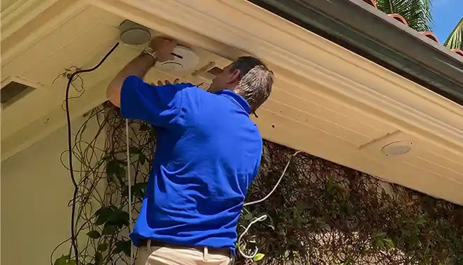 Mesh Wi-Fi vs Access Points: What’s Best for Large Homes?