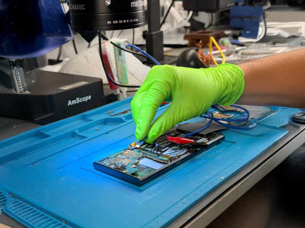 android data recovery in our Miami Lab