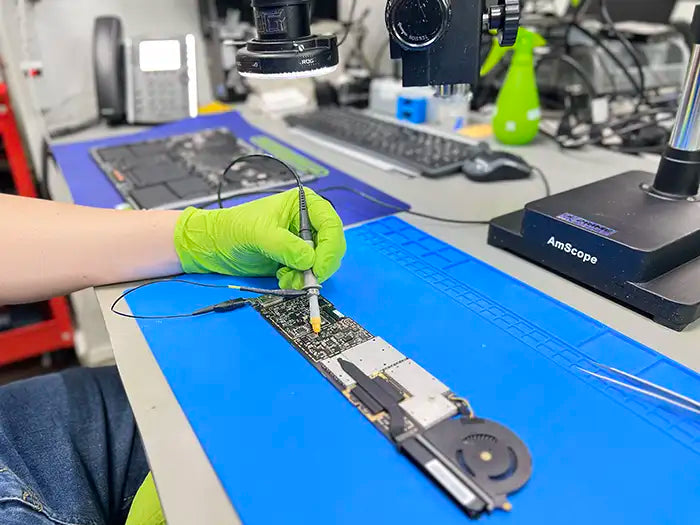 MacBook Air Logic Board Repairs in Miami - No Turning On